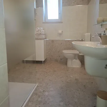 Chiara Apartment *